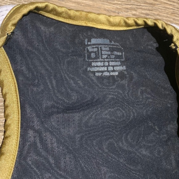 ULTRA RARE, Body Attack tank top - Picture 3 of 5